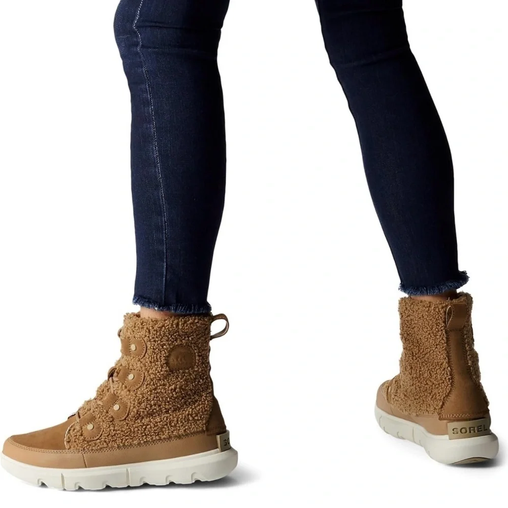 Sorel Explorer ll Joan Cozy Boot - Picture 8 of 12